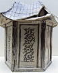 南宋 彩绘卷草纹六方塔 江西省博物馆藏
The Southern Song Dynasty（1125-279）/Painted Scroll Grass Pattern Hexagonal Tower/Jiangxi Provincial Musuem