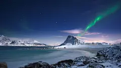 山，河，北极光，夜晚，星星，风景桌面壁纸