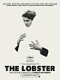 导演欧格斯·兰斯莫斯在海报方面的品味一直非常优秀，《龙虾》《圣鹿之死》的惊艳设计都是当年最佳电影海报的候选， (1)