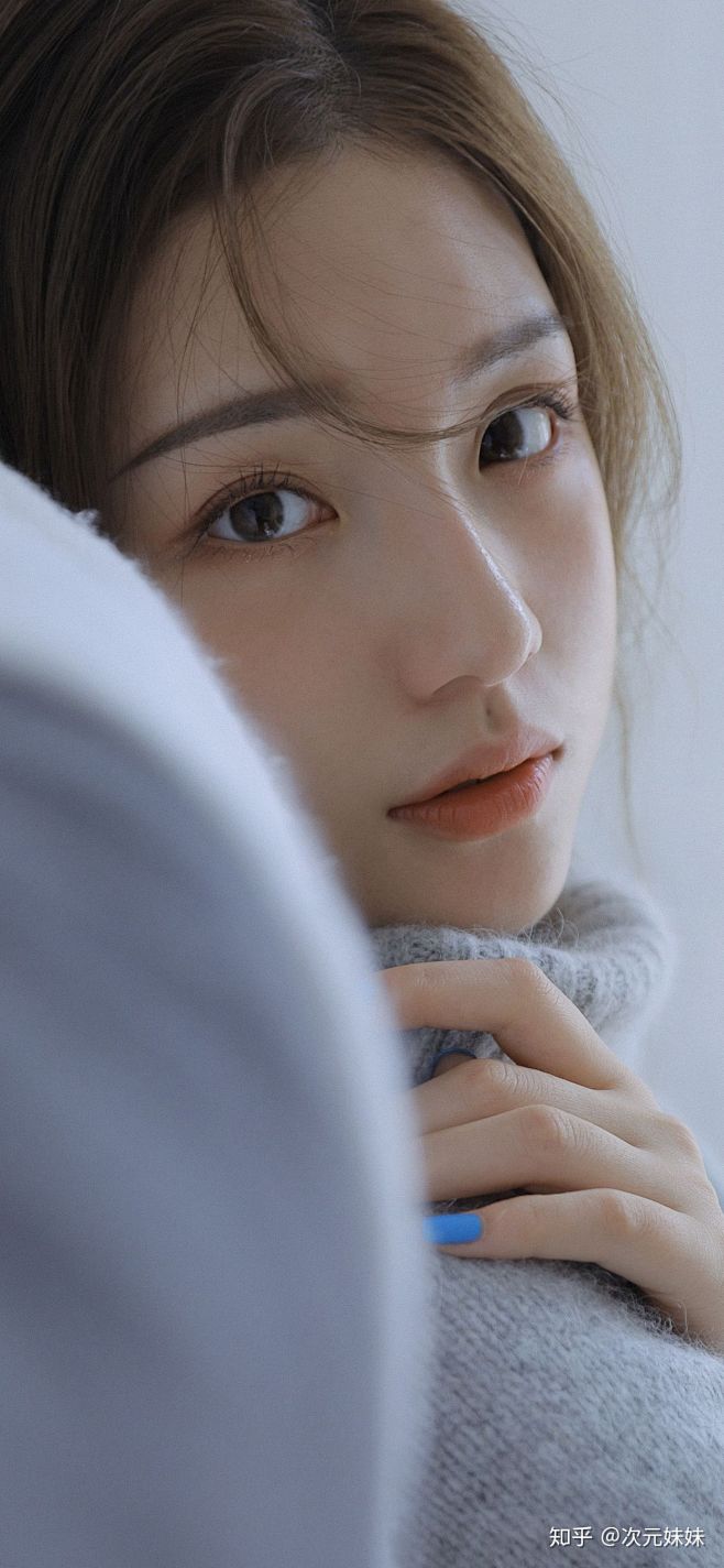 99条消息求好看可爱仙女有线条感的全面屏高清壁纸知乎不就是小姐姐嘛