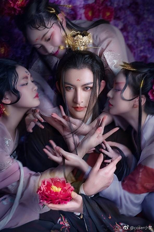 小梦，牡丹花神cos，造孽美男