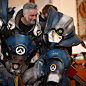 现实世界的莱因哈特本人    coser:NerdCore Creation  #守望先锋#
