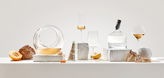 Nude Glass : Art dir...