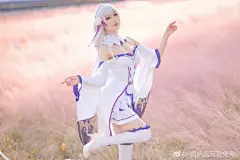 #re0##从零开始的异世界生活##艾米莉亚#

“还未完成的拼图 缺失的部分还未拼起来”

摄影@打电动的豹师傅爱拍照
艾米莉亚 我
...展开全文c