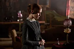 【简爱 Jane Eyre (2011)】
迈克尔·法斯宾德 Michael Fassbender
米娅·华希科沃斯卡 Mia Wasikowska
#电影# #电影截图# #电影海报# #电影剧照#