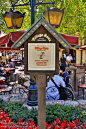 Disneyland July 2012 - Wandering through Fantasyland | 相片擁有者 PeterPanFan