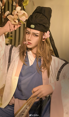 com沈辞er超话#cos##江南百景图##江南百景图唐伯虎# 【卷发】72