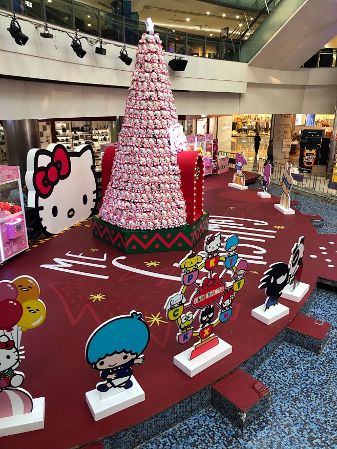 天津水游城 2018圣诞档美陈