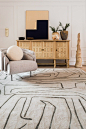 Kelly Wearstler Brings Her Signature Aesthetic to a New Collection for The Rug Company | Architectural Digest Dining Room Paint, Childrens Rugs, Rug Company, Piece A Vivre, Floral Rug, Natural Rug, Contemporary Rugs, Contemporary Living Room Wallpaper, De