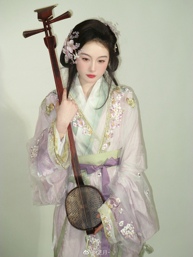 @-芝月- 的个人主页 - 微博