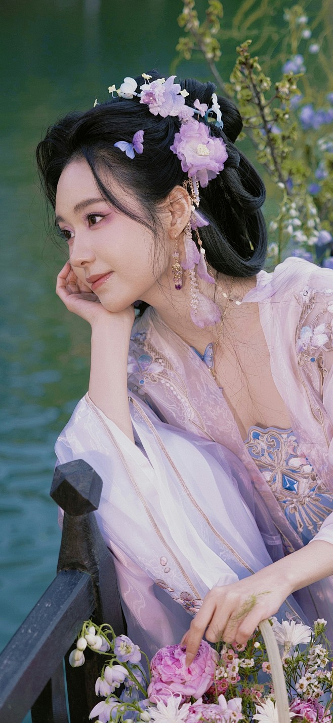 郑合惠子
✿