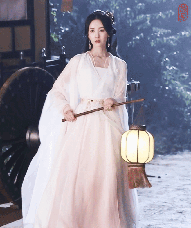 长月烬明