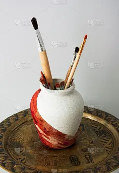 艺术笔刷器皿