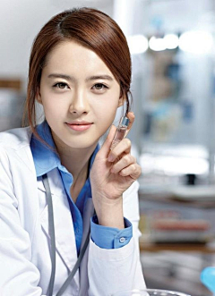 allen羅微采集到美女