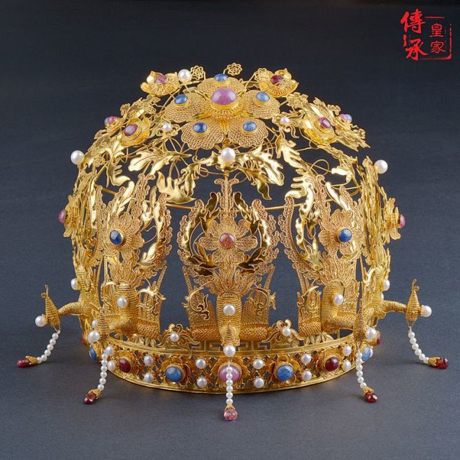 明代风格嵌宝五凤大花冠