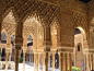 阿尔罕布拉宫（Alhambra Palace）是位于西班牙南部的一组古代建筑群，是伊斯兰教世俗建筑与造园技艺完美结合的建筑名作