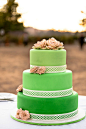小清新绿色婚礼蛋糕,