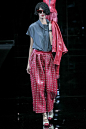 #【蜂讯网】免费观看、下载、全集高清大图【无水印】#Emporio Armani（安普里奥阿玛尼 ）2015秋冬女装米兰时装周发布
