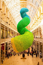 




收起

Jason Havkenwerth 的装置艺术。 一万个气球。多少时间啊？有装置艺术作品想分享吗？ http://cn.talentsunited.com/