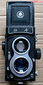 品相特别新的豪华版福伦达SUPERB双反相机，带快门线镜头盖皮套。-单反相机-7788收藏__收藏热线