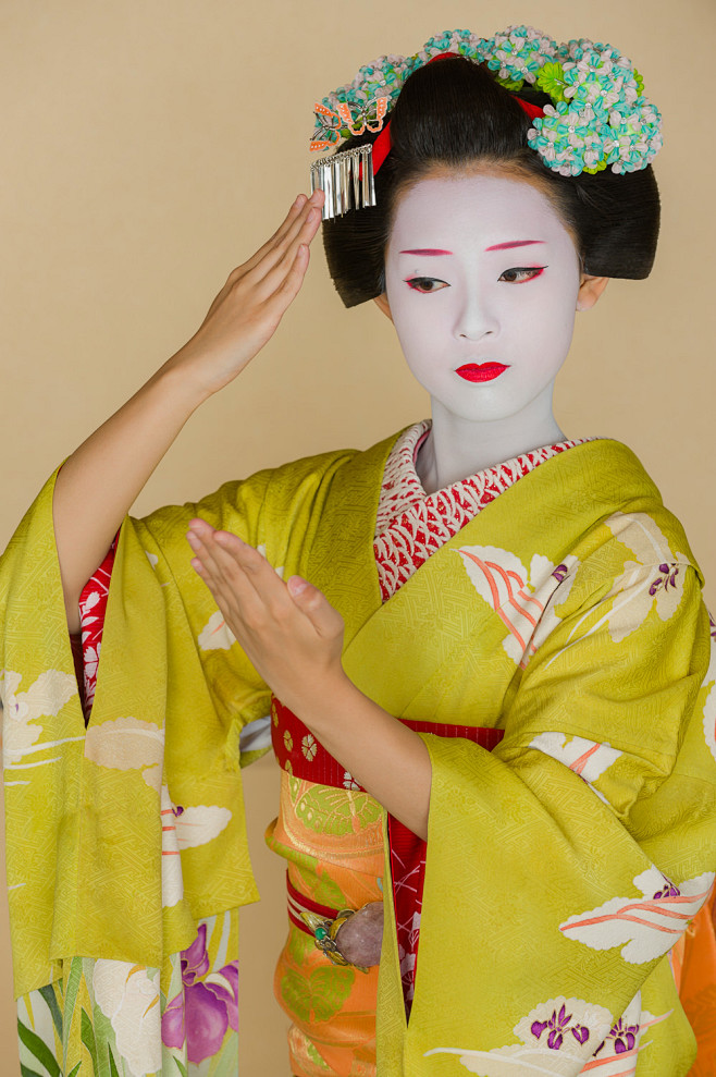 日本舞者hina图片