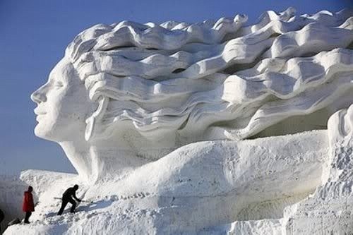 Snow sculpture, Harb...