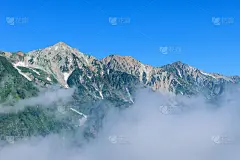 日本北阿尔卑斯山的四郎马山