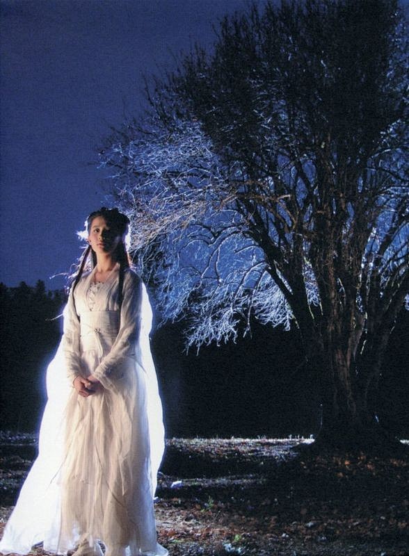 刘亦菲这张好梦幻好仙是小龙女里面的场景么怎么不记得了呢