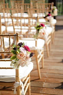 胖达爱吃披萨饺采集到wedding.flower.photo