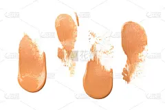 淡米色粉底涂抹于白色背景上。浅色米黄色粉底纹理孤立在白色背景上