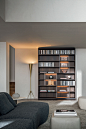 Modern modular wall system, Italian design - 505 - Molteni&C : Flexibility and functionality come together in 505, a modular bookcase with a modern Italian design | Find out where to buy it!