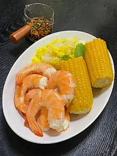 烟火人间，各有遗憾，今天比昨天好，这就是希望。