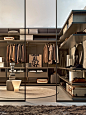 Gliss Walk-in - Vestidores - Molteni&C : Gliss Walk-In is a complete system of walk-in wardrobes.