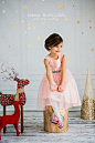 Michigan family and children photographer Christmas mini sessions ideas 2014 Photo by Emma Burcusel