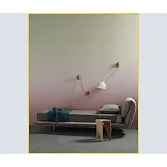 将经典旧物与新品巧妙融合的小场景。在此背景下的双人沙发、弧形座椅以及手工吹制的玻璃灯具间，呈现出非比寻常的“亲密之感”，柔和的壁纸色调也恰到好处地融合于整个场景之中。#采集大赛#