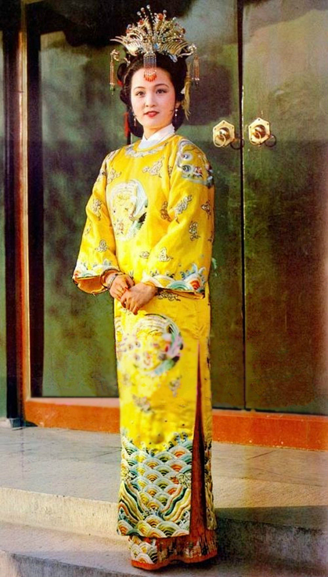 87版红楼梦成梅饰贾元春