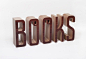 Matt Innes:＂BOOKS＂字形书架