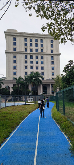 穆梁采集到黄埔区中黄外国语实验学校