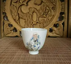 复制这条信息，打开手机淘宝即可看到【景德镇陶瓷杯品茗杯  扒花罗汉单杯  手绘功夫茶杯单杯】￥mwzZh4wPql￥http://c.b0wr.com/h.XJ6M5P?cv=mwzZh4wPql&amp;sm=295426