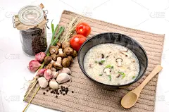 煮饭、猪肉或肉糜