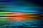 【知识星球：地产重案】01781_自然风景素材设计日落时分阳光照在平静的湖面上折射出多彩的光芒景色醉人.jpg.jpg