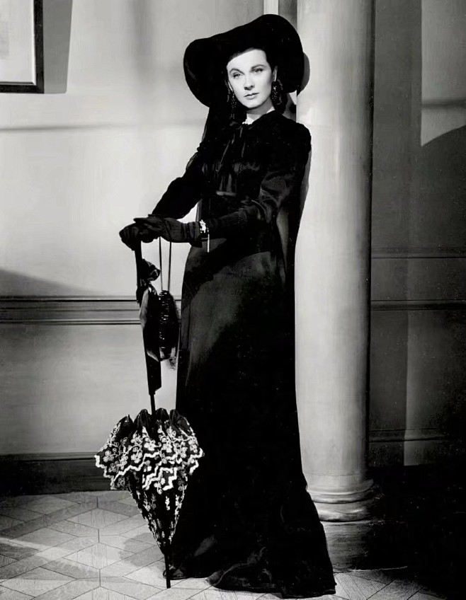 1941年费雯丽出演的电影《汉密尔顿夫人...