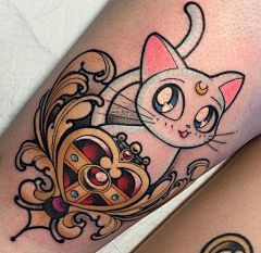 在二环高架贴膜采集到TATTOO