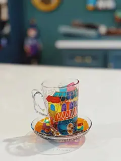 格鲁吉亚｜手绘彩色小房子玻璃杯碟 - 小红书