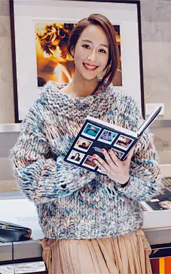 张钧甯时尚街拍高清手机壁纸