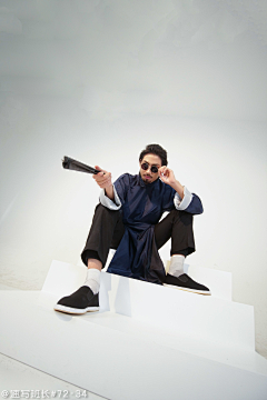 画画的小八采集到角色_pose人体三视图