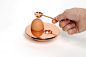 仪式感超强的早餐来自 Egg spoon an d tray 食用鸡蛋的专用勺和盘~<br/>全球最好的设计，尽在普象网 pushthink.com