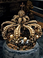 Pearl crown, Germany, Munich, In The Munich Residence, Treasury Circa Estimation is 1399, The original suspected owner was Anne of Bohemia.