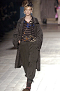 Dries Van Noten2005秋冬高级成衣发布秀_2005巴黎时装周图片226125_T台展示_VOGUE时尚网