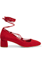 Miu Miu - 绒面革中跟鞋 : 鞋跟高约 4.5 厘米
 红色绒面革
 踝部系带
 产地：意大利